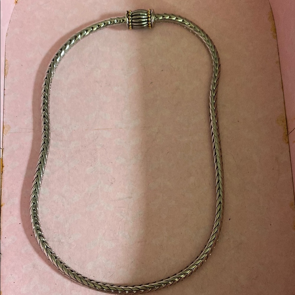 Elegant Silver Necklace